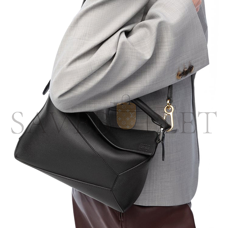 LOEWE SMALL PUZZLE EDGE BAG IN CLASSIC CALFSKIN A510P60X41-652 (24*16.5*10.5cm) LOEWE SMALL PUZZLE EDGE BAG IN CLASSIC CALFSKIN A510P60X41-652 (24*16.5*10.5cm)